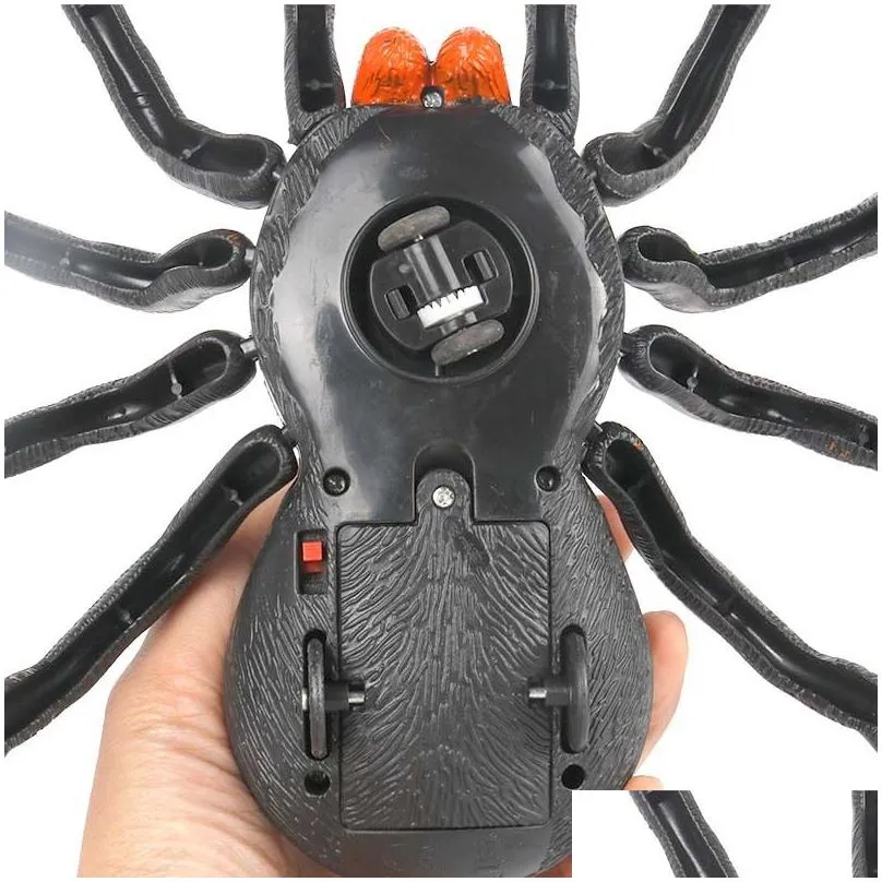 2chs remote control spider animal toys tarantula simulation red infrared rc creepy led eyes
