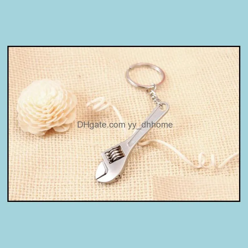 wholesale creative the movable simulation metal small wrench keychains pendant chaveiro keyring gifts for fathers day party