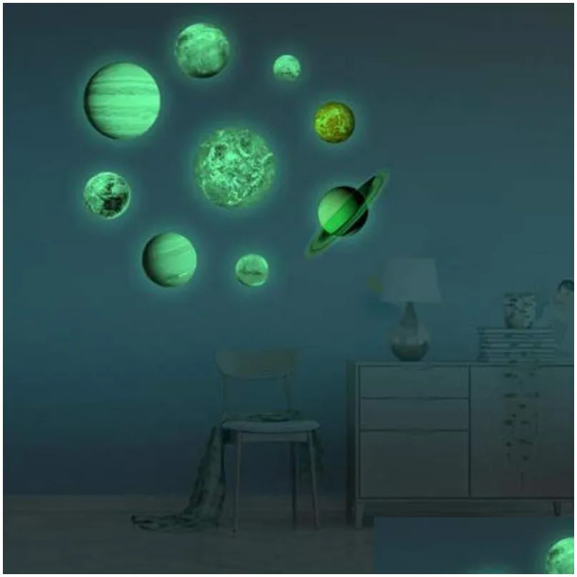 9pcs/set 9 planet solar system fluorescent wall stick the universe planet galaxy children room bedroom luminous wall stickers 220613