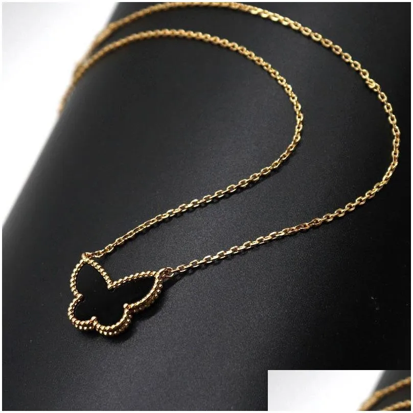 2022 green white shell double side pendant necklaces for women 18k gold sweet butterfly luxury designer choker necklace jewelry