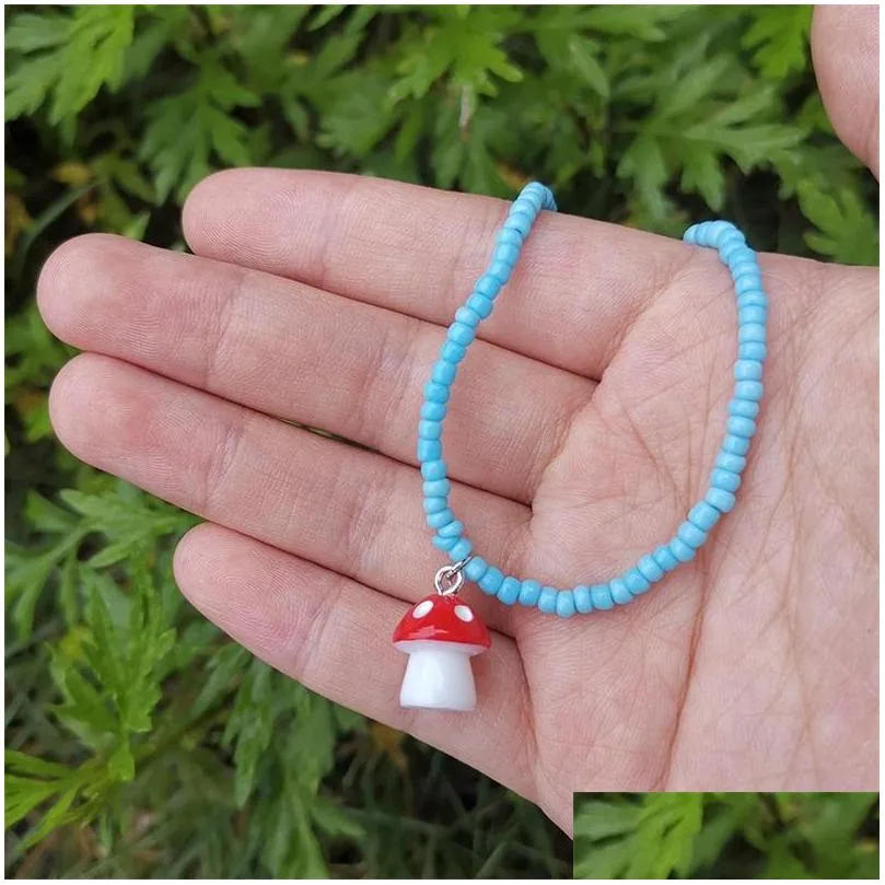 pendant necklaces handmade beaded chain mushroom necklace women stylish short choker wholesale jewelry 3402 q2