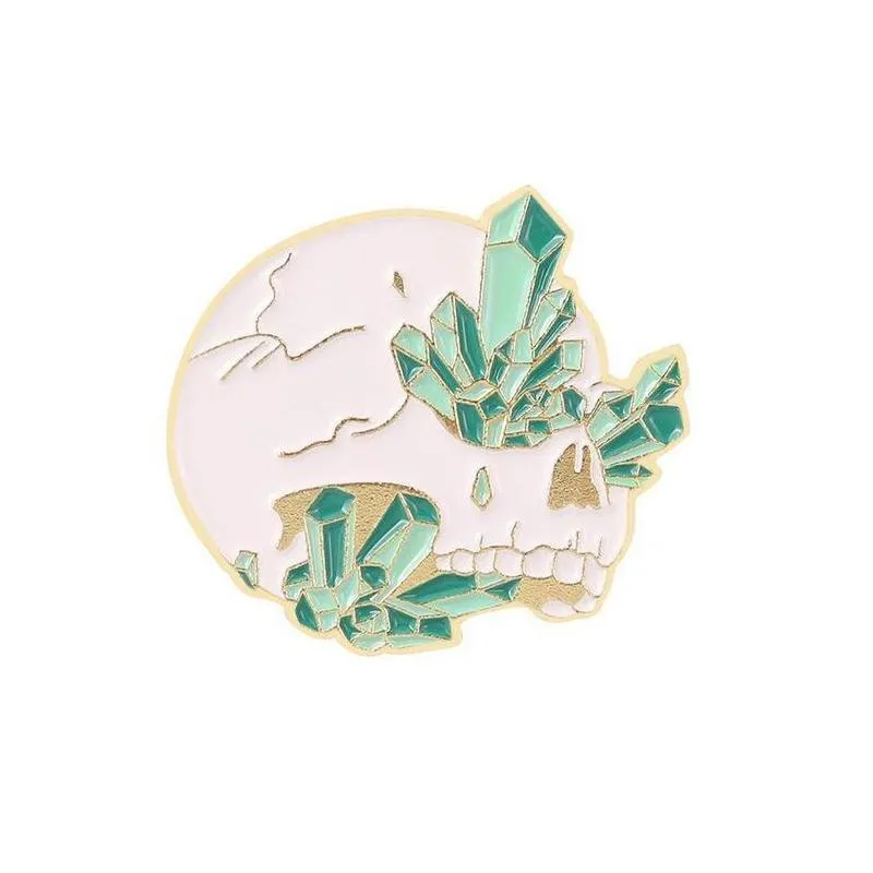 punk style skull brooches pin for women fashion dress coat shirt demin metal funny brooch pins badges backpack gift jewelry