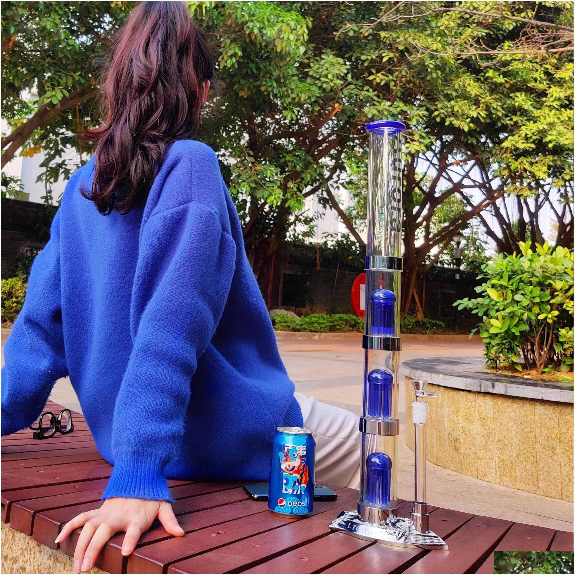 14mm female jointseparated tube with triple perc percolator hookahs glass bong zinc alloy led bottom dab rig glow in the dark oil rigs