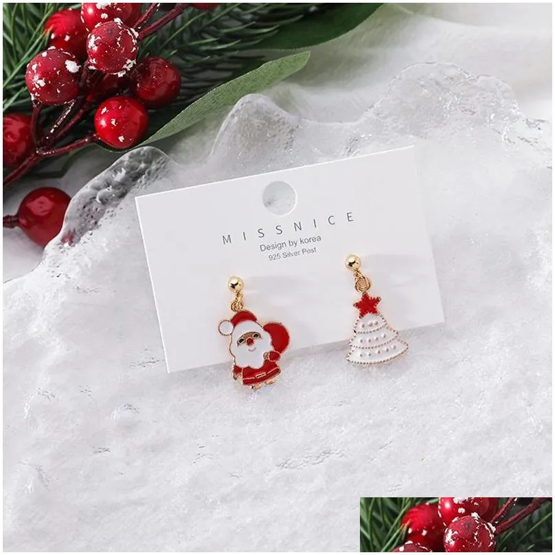 stud koj 1pair christmas accessories earrings for women elk/santa claus/snowflake/tree/socks eu 2021 year fancy eardrop