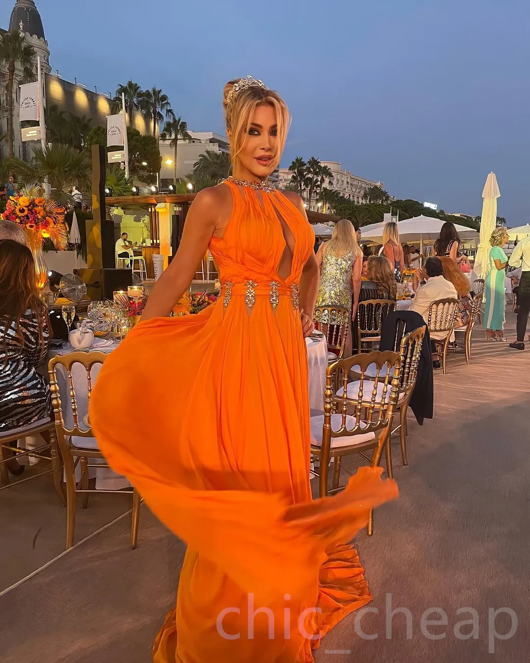 2023 Arabic Aso Ebi Orange A-line Prom Dresses Crystals Beaded Chiffon Evening Formal Party Second Reception Birthday Engagement Gowns Dress ZJ660