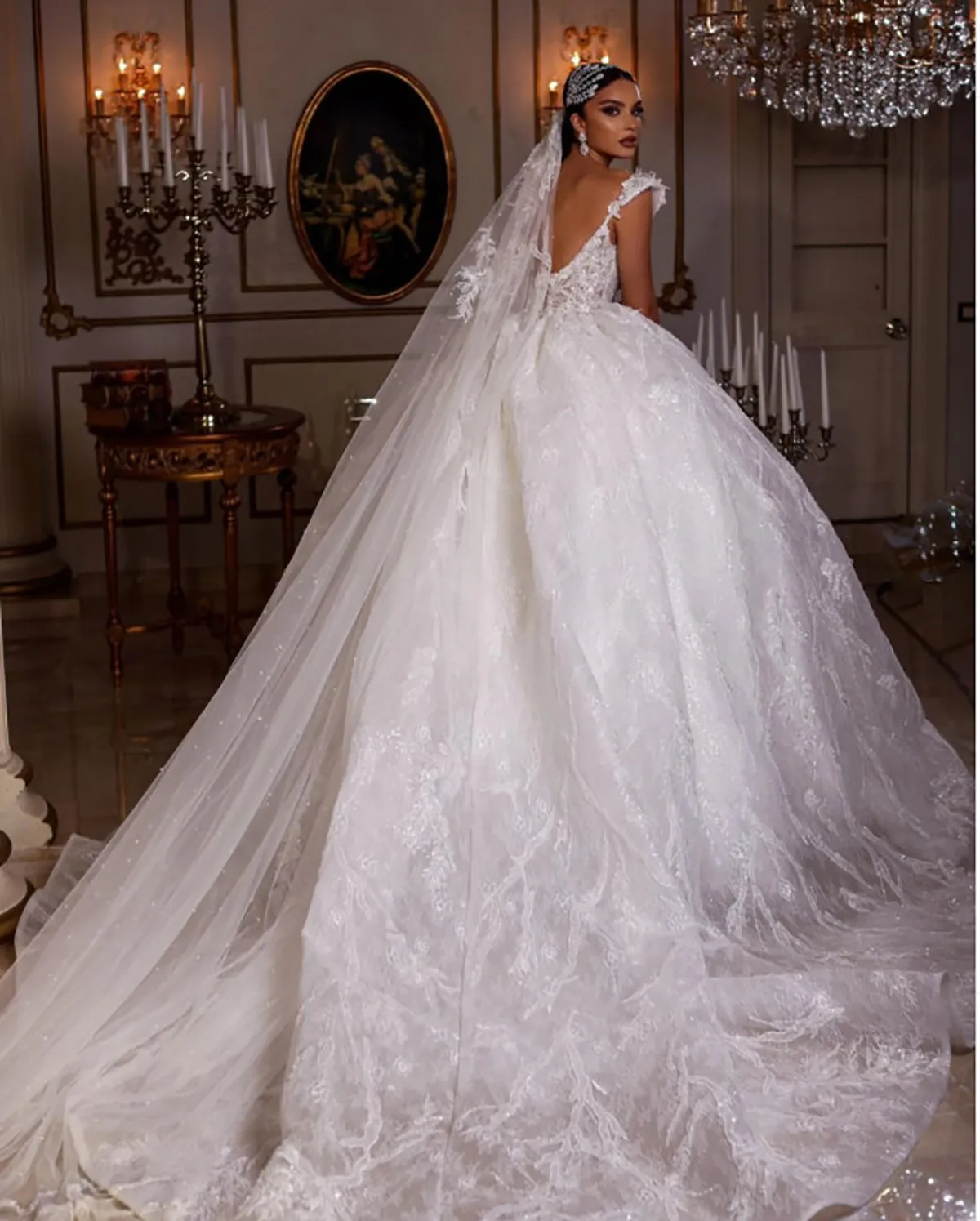 Glamorous Ball Gown Wedding Dresses V-Neck One Shoulder Lace 3D-Floral Applicants Backless Tulle Chapel Gown Custom Made Plus Side Vestidos De Novia