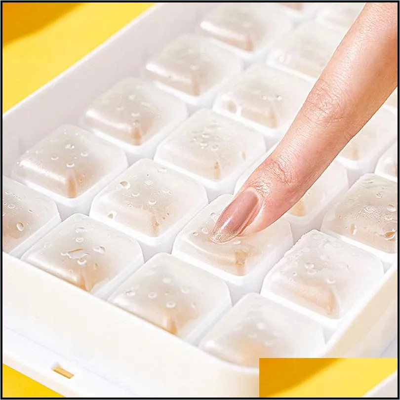 32 grid tray with lid plastic mould home kitchen bar accessories creative diy square cube mold refrigerator ice box 220617