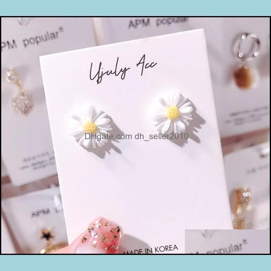 new sweet acrylic small daisy stud earrings for women girls new flower white and yellow earring wedding bridal party holiday jewelry