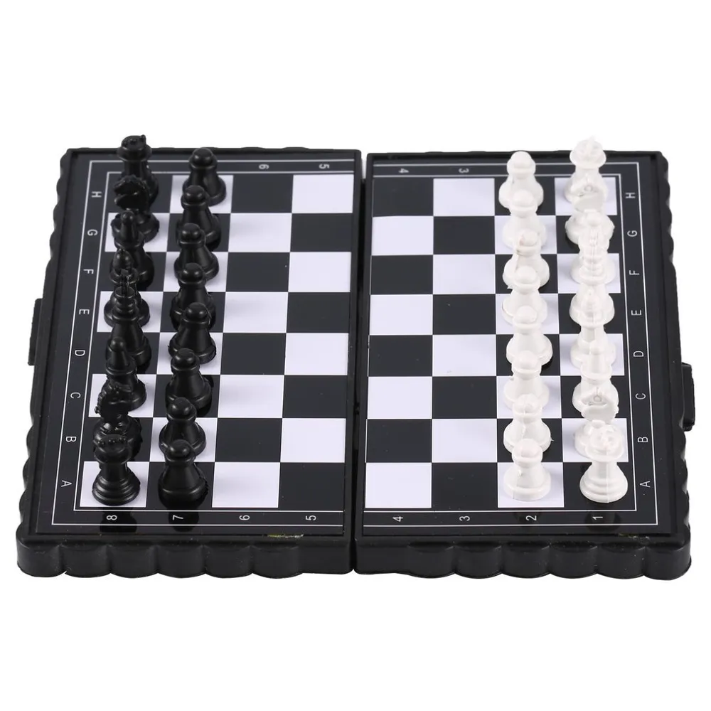 Outdoor Games Activities Mini International Chess Folding Magnetic Plastic Chessboard Board Game Portable Kid Toy Drop 221109