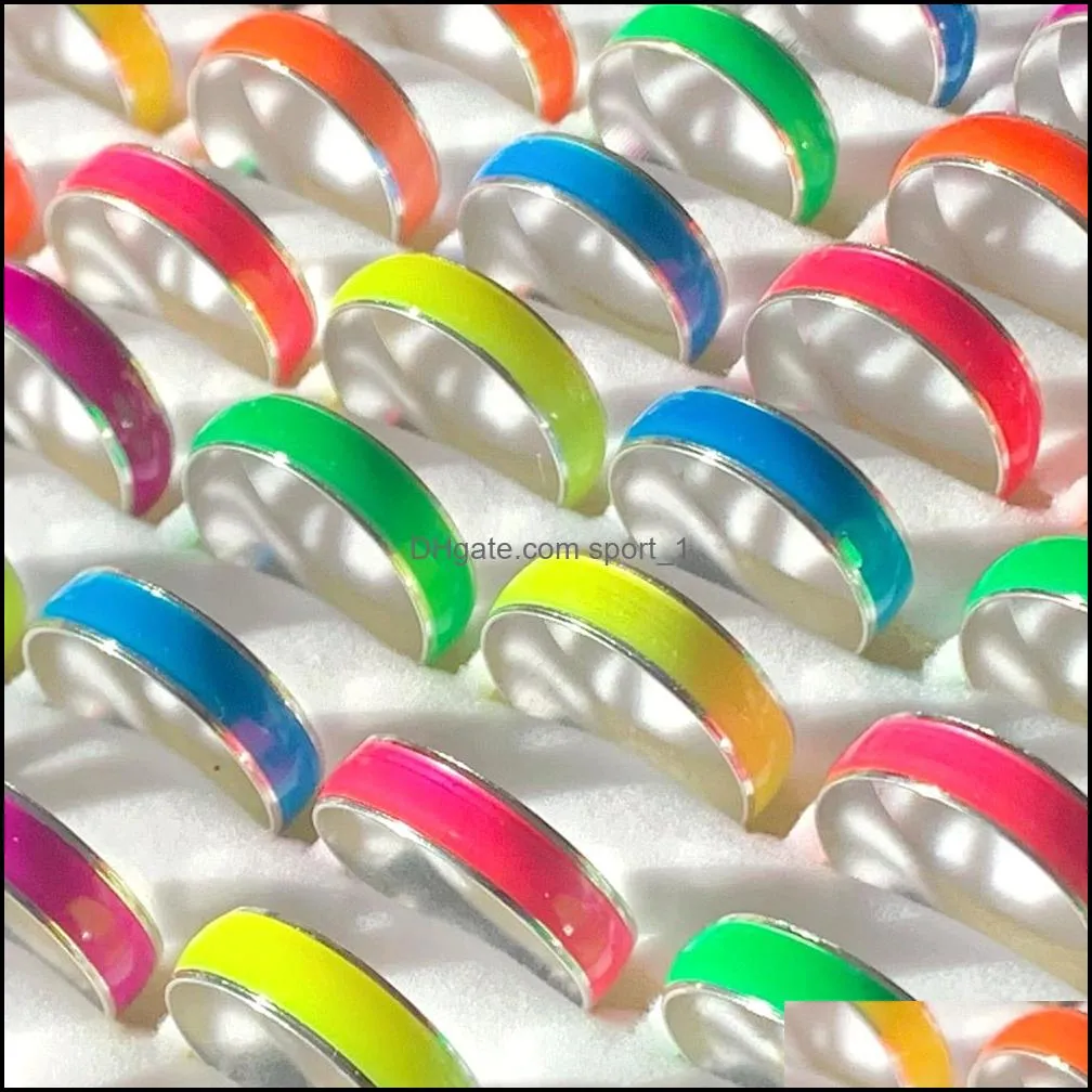 bulk lots 50pcs color cute luminous band rings mix women men party gift charm jewelry wholesale