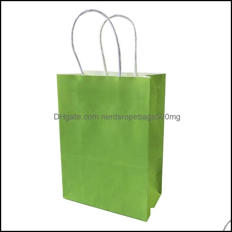 50pcs/pack kraft paper gift bag 21x15x8cm solid color boutique store festival gift wrap bags with handle