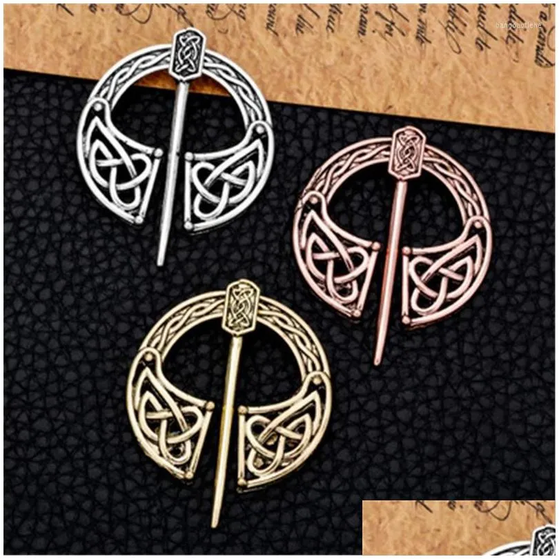 brooches retro medieval  brooch penannular twists cloak clasp shoulder shawl pin sweater scarf cardigan scottish jewelry