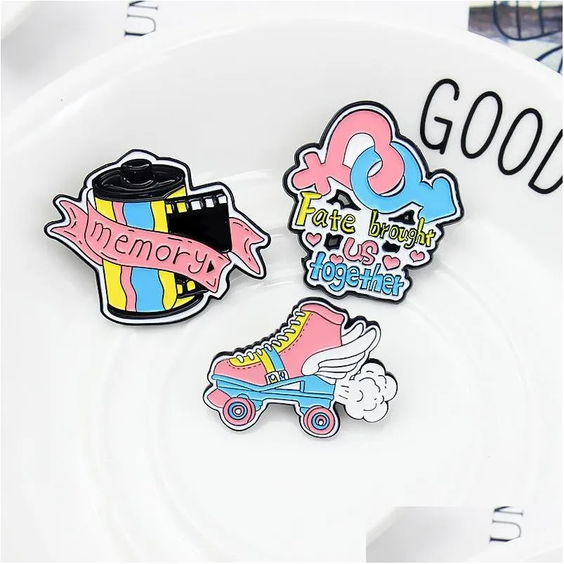 vintage ribbon film brooches 3pcs set smoking roller skates enamel badges alloy lucky couple key pin denim shirt jewelry gift bag