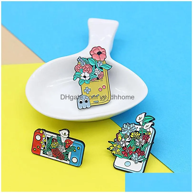 cartoon game console design brooch 3pcs/set smart phone flower enamel pins metal brooches for girls gift jewelry creative badges denim shirt