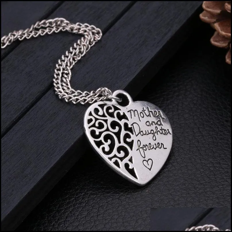 fashion love necklace between mother daughter is foreverhollow out heart pendants necklaces womens/ mothers day jewelry gift