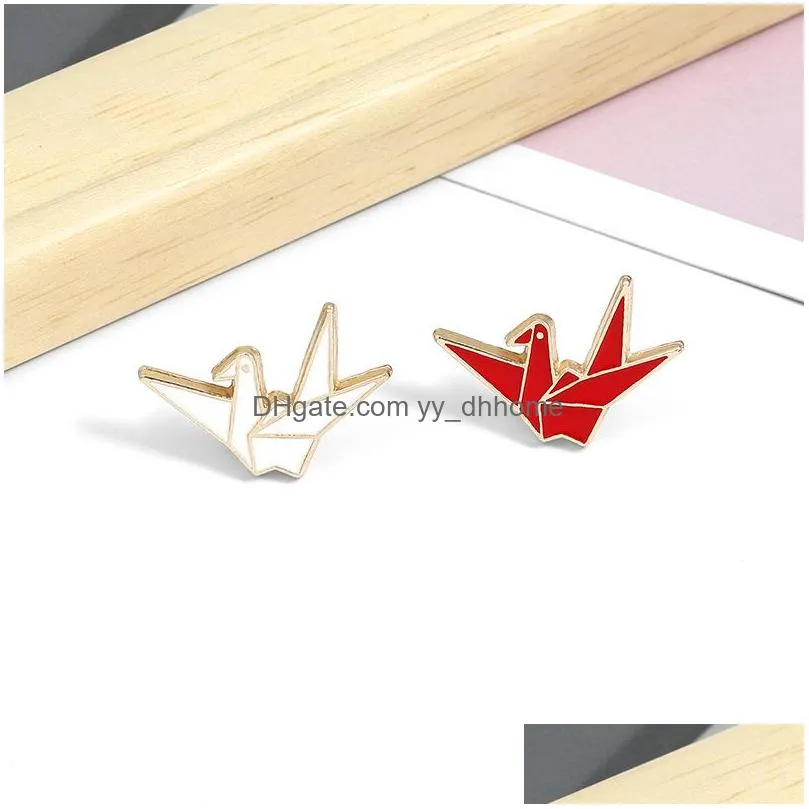 gold plated thousand paper cranes brooches for women cartoon cute red white couple enamel paint lapel pins funny badges denim shirt gift bag accessories collar