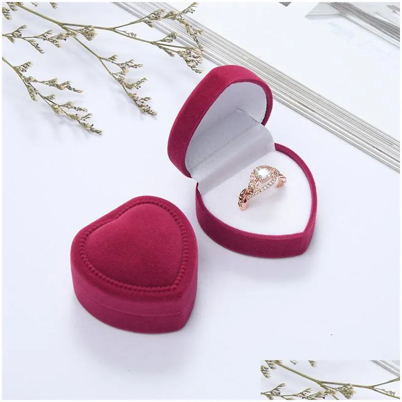 romantic jewelry display box red velvet valentines day birthday heart shape ring gift boxes