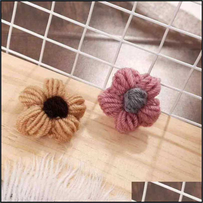 3 piece set of wool flower brooch set with handmade flower pin female fashion