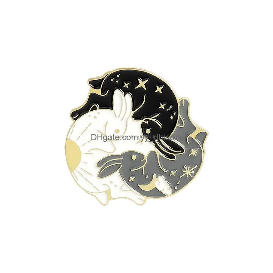 yinyang brooches pins round enamel animal hug cat dragon fox brooch lapel pin top bags badge for women men fashion jewelry