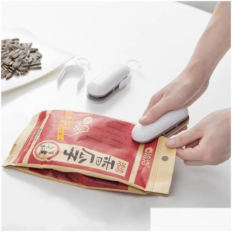 household mini heat sealer multi function plastic bag sealing machine portable snacks bags clips 7 4tq c