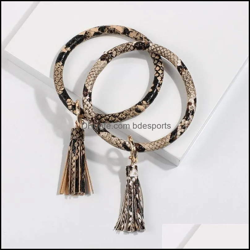 tassel bangle keychain bracelets keyring snake leather o wristlet bracelet circle charm key ring holder wristbands party favor dbc 102