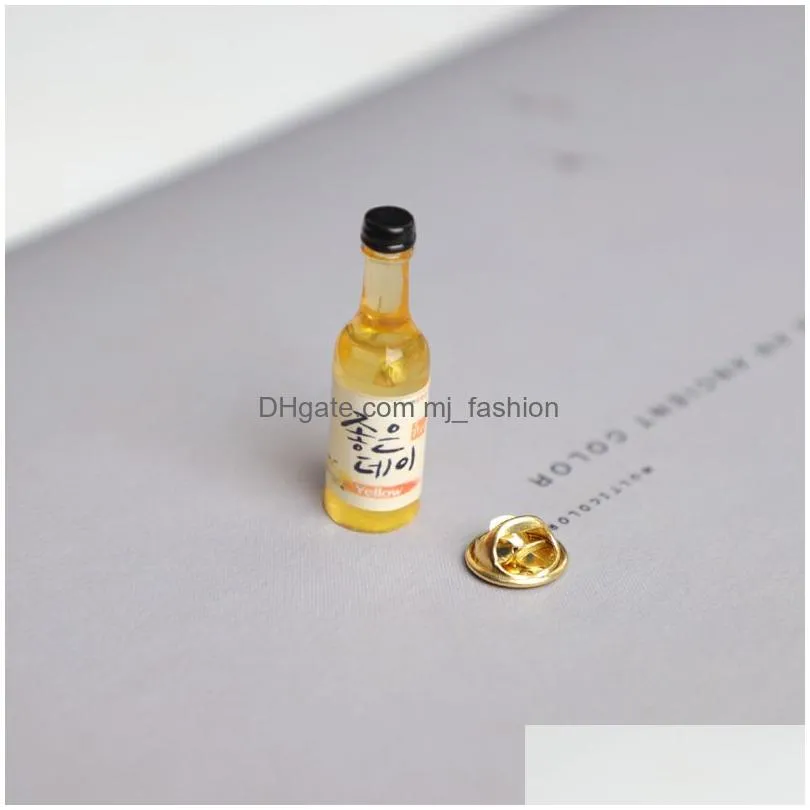 miniature imitation bottled shape brooches 30pcs/set cute cartoon wine drink bottle pins creative resin badge clothing bag accessories