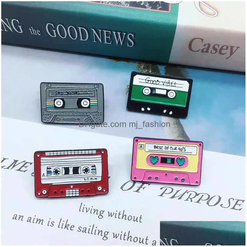 funny ins creative tape brooches 4pcs set cartoon custom color cassette enamel pins christmas gift alloy paint brooch denim shirt badge jewelry small