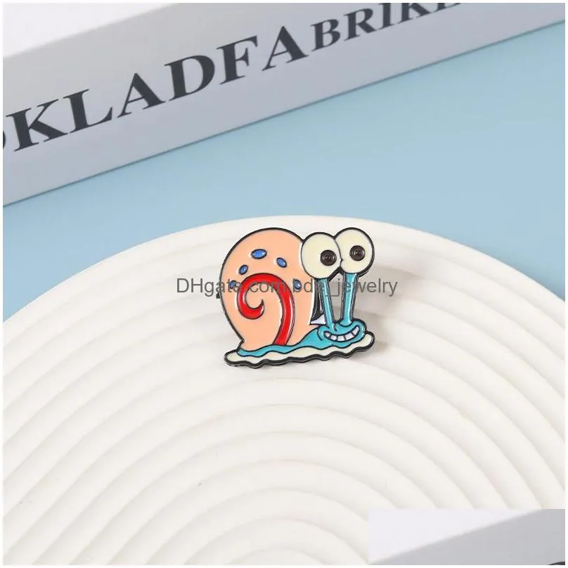 creative animal small snails brooches for women anime theme enamel badges alloy pin cartoon jewelry antiglare clothes accessories