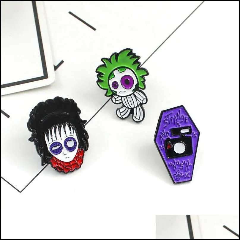 horror doll puppet metal enamel brooch purple vampire coffin badge pin gothic trendy costume backpack jewelry accessories gift 6213 q2