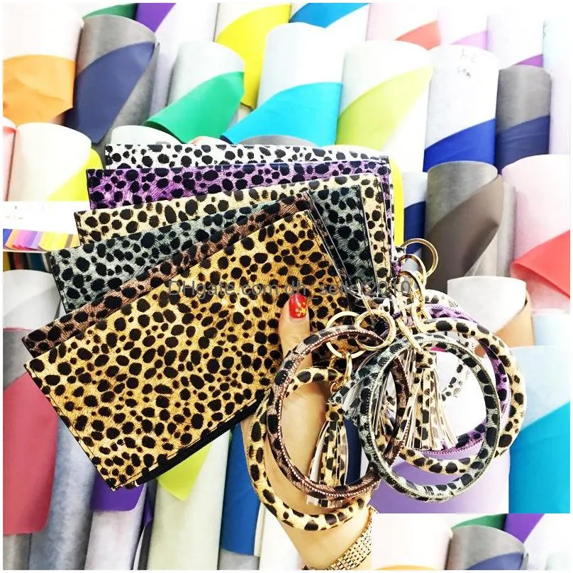 women girls leopard pu leather bracelet key ring bangle keyring ring circle keychain wristlet keyrings jewelry with wallet purse