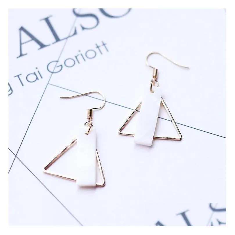 europe fashion jewelry womens earrings triangle white shell dangle earrings