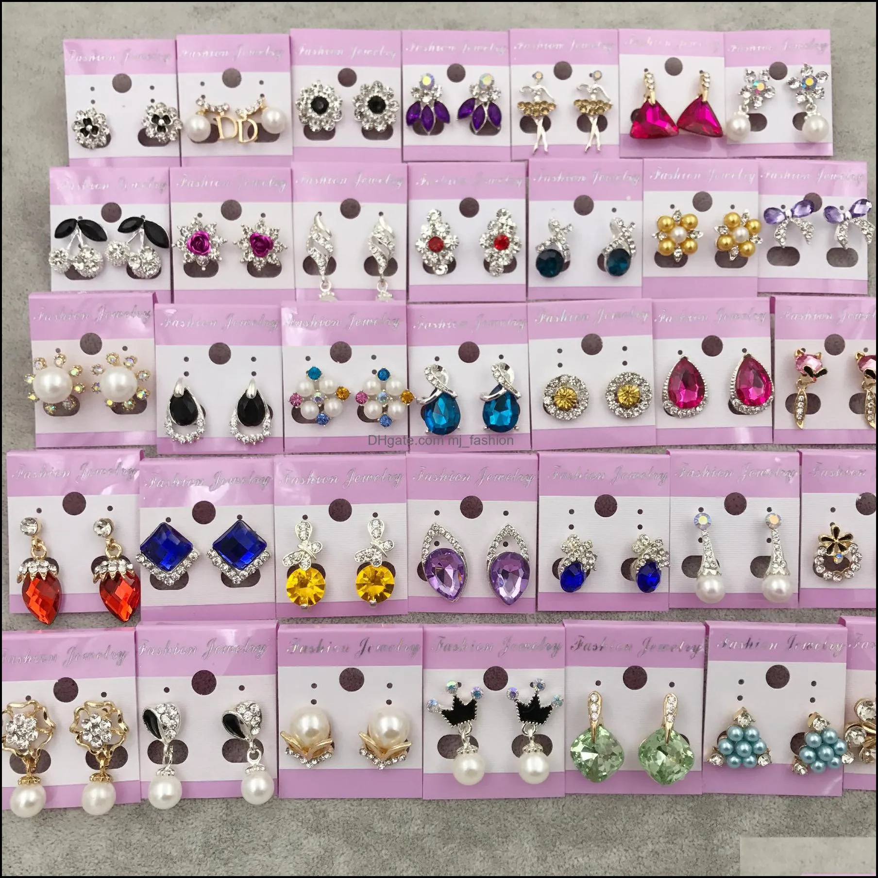 mixed batch 50pcs / lot crystal bow earrings stud accessories ground stall supply women`s jewelry yao