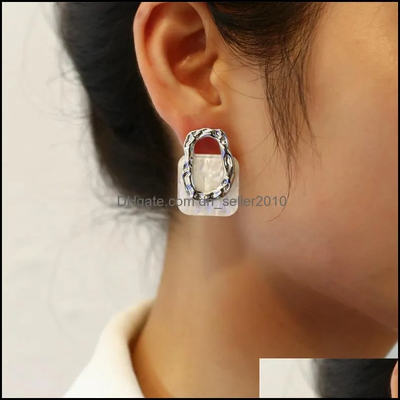 Korea Acrylic Resin Geometric Square Hanging Stud Earrings New Fashion Hollow Metal Trendy Earrings Jewelry Gift 81 D3