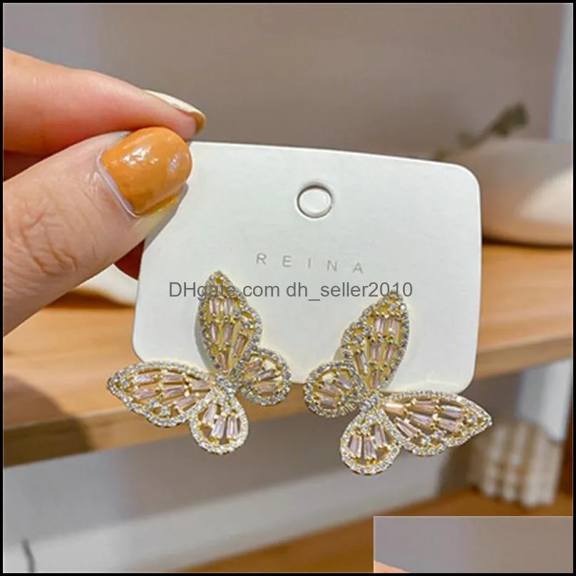 New Luxury Fashion Round Korean Stud Earrings For Women Big Butterfly Gold Earring for women Jewelry 64 D3