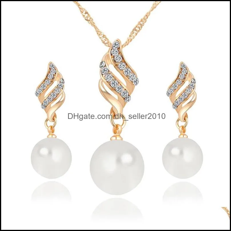 Wholesale Pearls Necklace Earring Jewelry Sets for Wedding Engagement Party Spiral Diamond Pendant Earrings China Factory Direct 2465