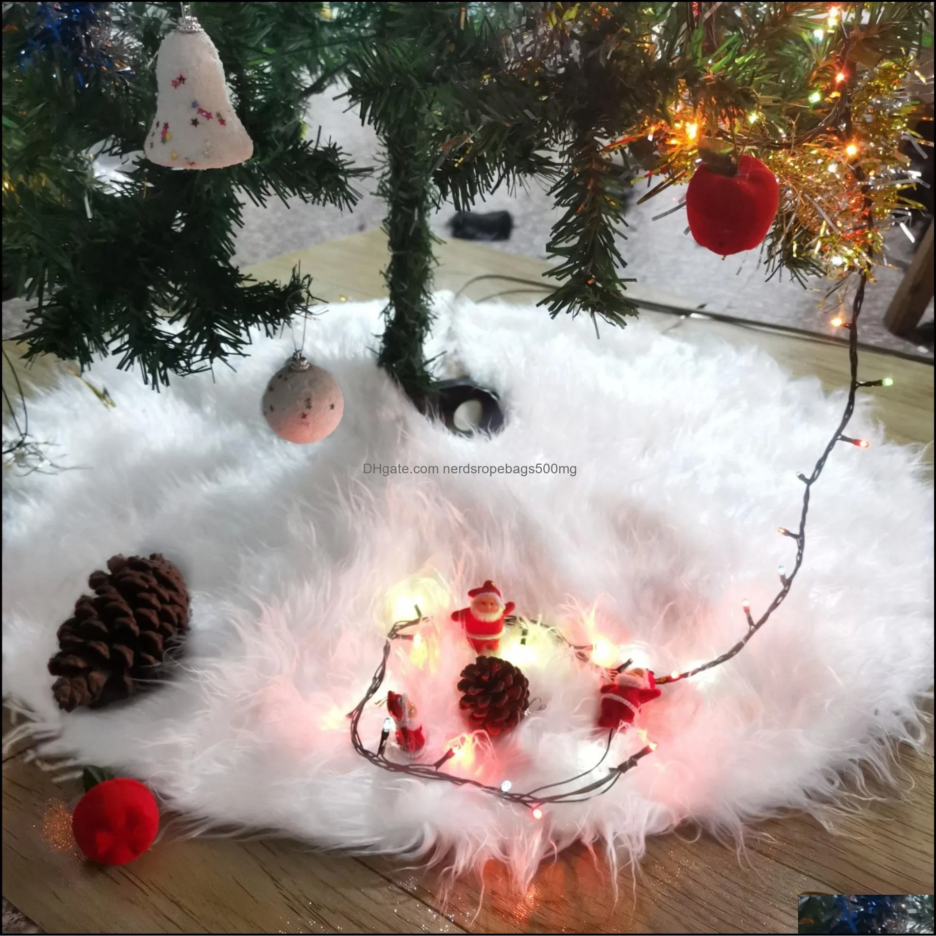 long-haired Christmas tree skirt pure white falling water plush holiday supplies Christmas tree skirt decoration