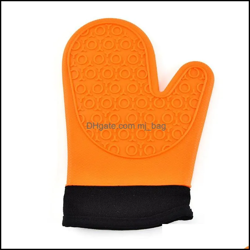 Home kitchen gadgets manufacturers direct sales thickened silicone baking heat resistant gloves