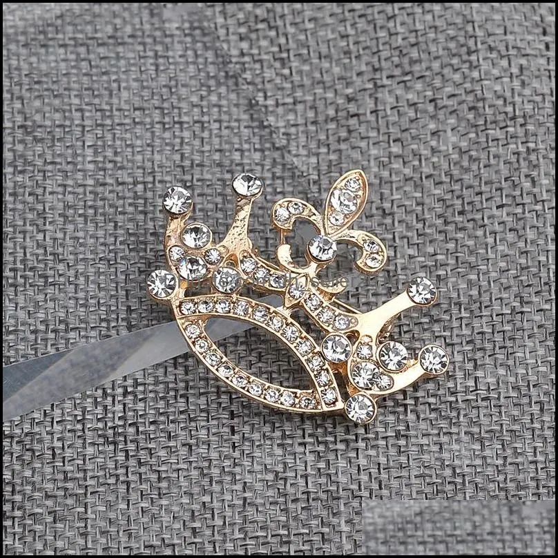 fashion bling crystal brooches crown violin bear cub sailboat turtle animal lapel pins badge backpack shirt collar lady men accessory 320