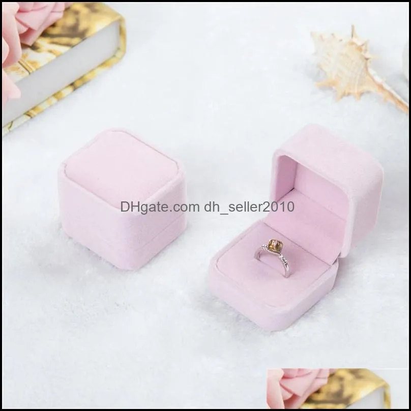 bulk 11 color velvet jewelry gift boxes for rings wedding engagement couple jewelry packaging square show case box 55*50*43mm 174 o2