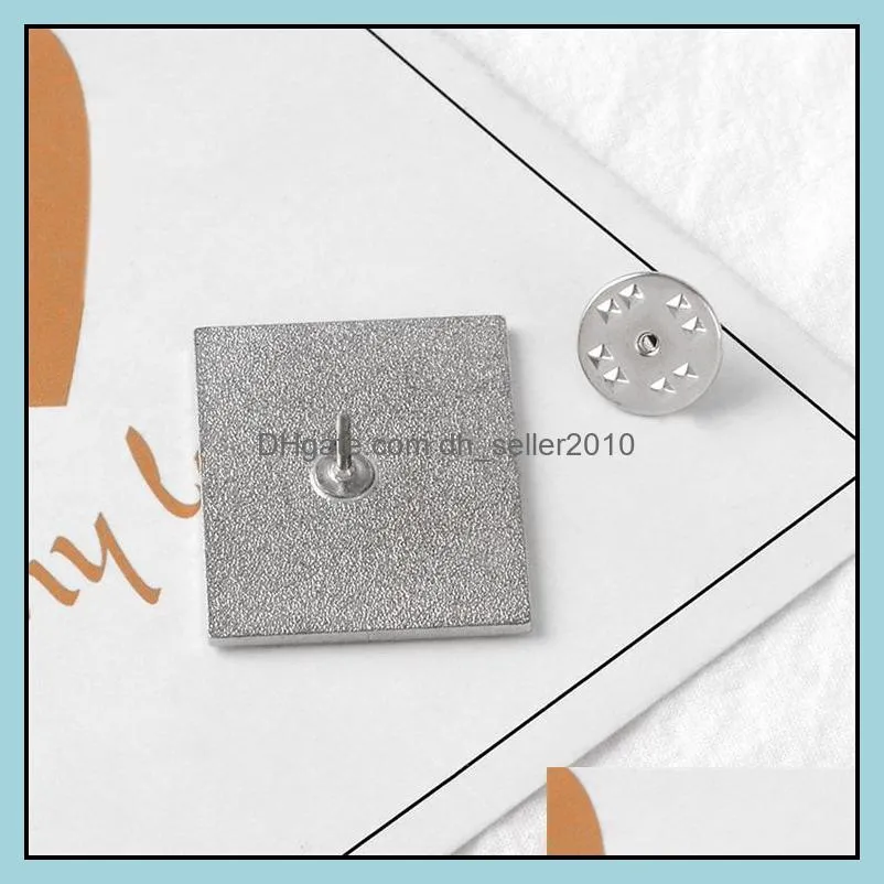 customized bulk warning sign hard enamel pin brooch men women jewelry square pins if you can read this you are too close custom brooches 1054
