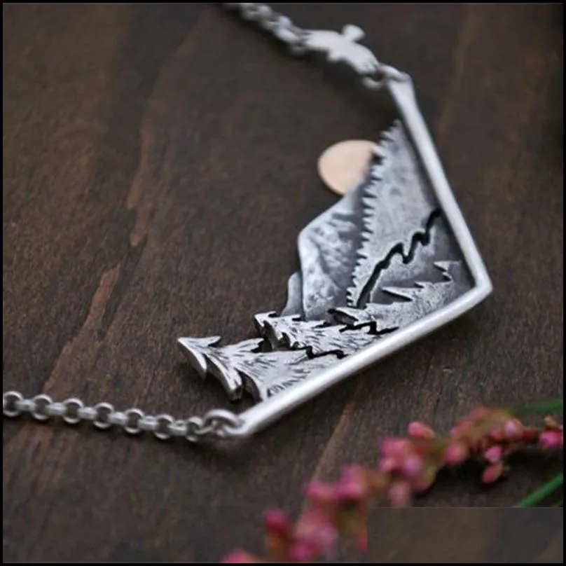 3D Mountain Range River Valley Sunset Pendant Necklace Mountains Jewelry Gift For Nature Adventure Outdoor Lovers