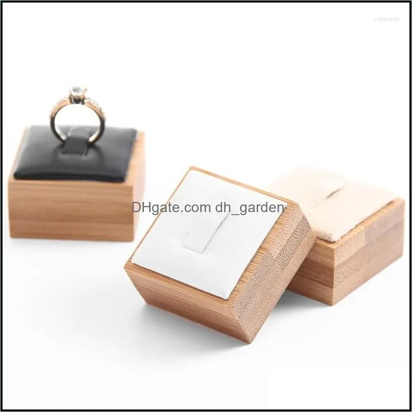 Jewelry Pouches Wooden Ring Display Stand Rings Organizer Holder Jewellery Show Props Jewlery Box Packaging Leather And Velvet Case