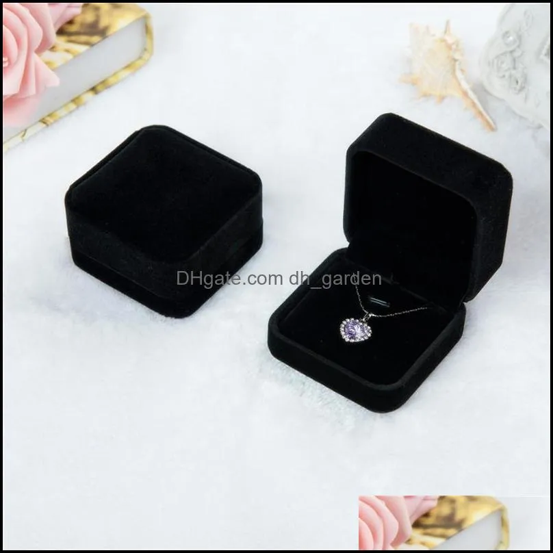 Jewelry Pouches Bags Velvet Pendant Necklace Box Classic Gift Boxes For Wedding Christmas Thanksgiving Birthday Displays Showcase