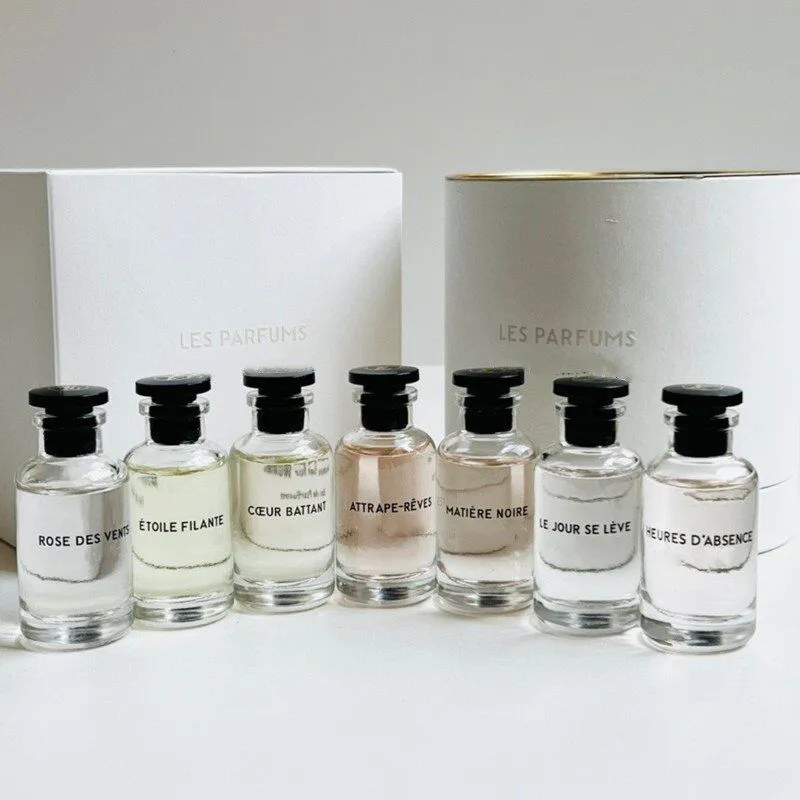 wholesale Perfume Set 10ml rose/ etoile filante/ cceur battant/ attrape-reves/ matiere noire/ le jour se leve/ heures d'absence with Gift box Lasting free delivery