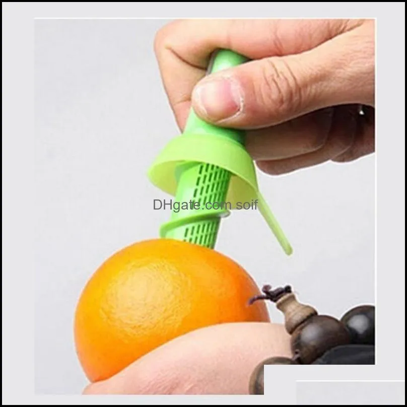 green kitchen gadget sprayer fruits lime orange juicer spritzer lemon manual atomizer portable cooking accessories