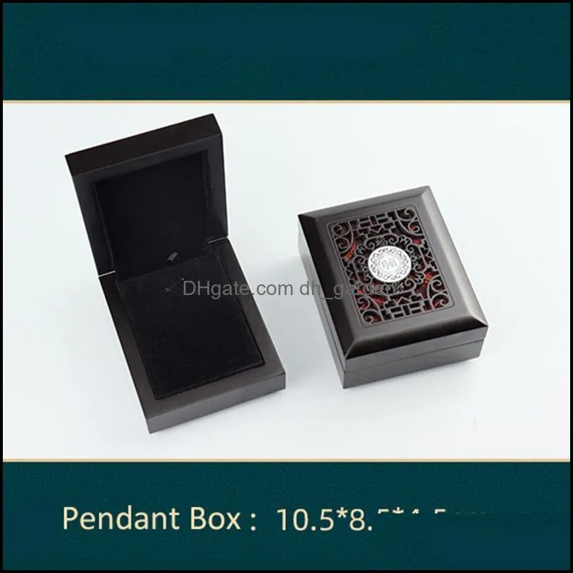 jewelry pouches bags mahogany pear tree wood pendant bracelet storage box high quality carved wooden display carrying gift packaging