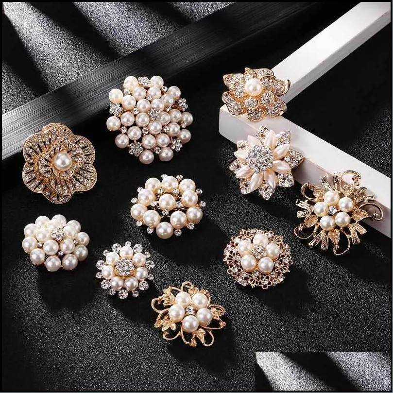 crystal diamante and imitation pearl fashion flower plant brooch pins for women in assorted designs new