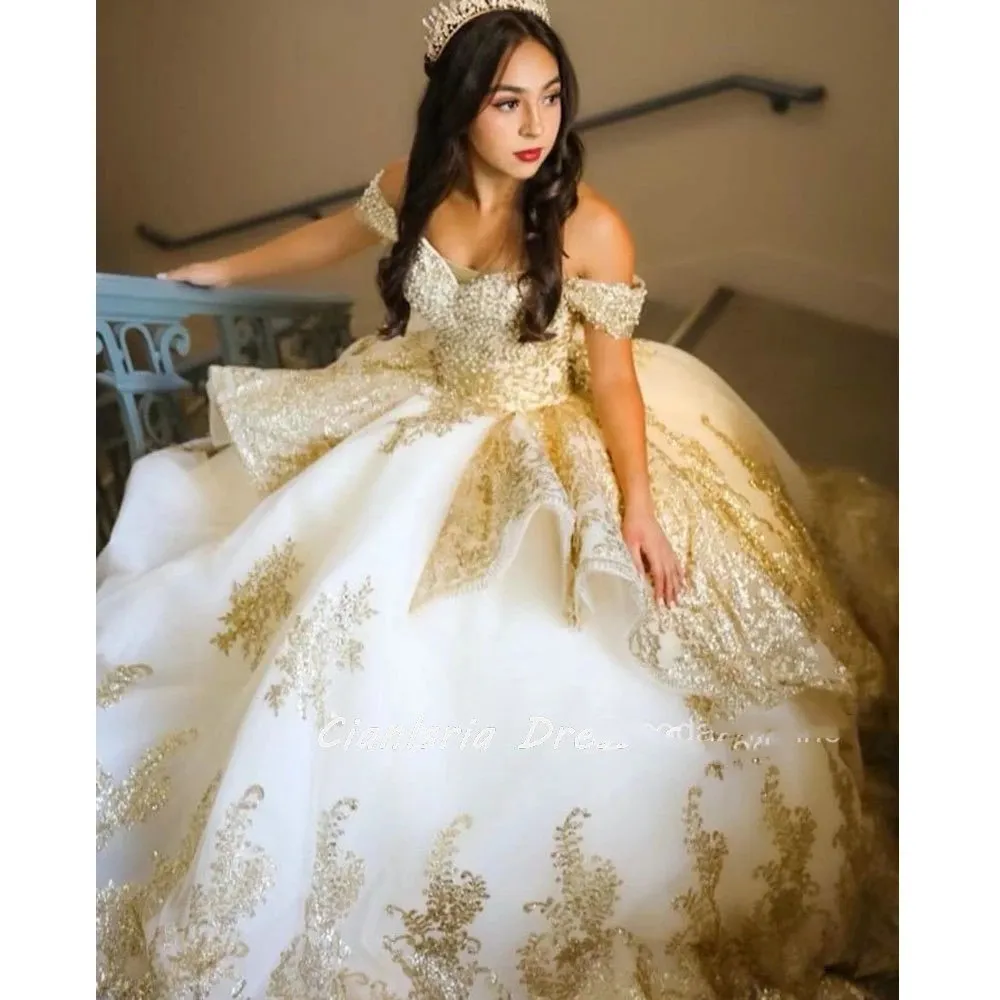 Gold Pearls Beading Ruffles Corset Quinceanera Dress Ball Gown Off The Shoulder Appliques Lace Sweet 16 Vestidos De XV Anos