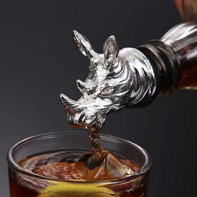 animal head wine pourer spout wine bottle stopper for bar tools deer