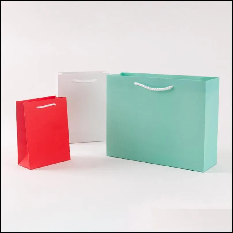 30pcs small gift bag with handles craft package paper box for jewelry birthday decoration event party supply 3 colors 220427